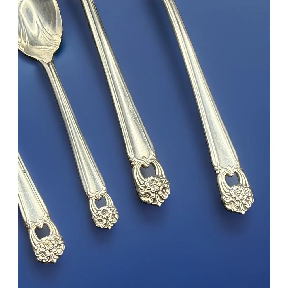 VTG 1847 Rogers Bros ETERNALLY YOURS Hostess Set 4 Serving & Sugar Spoon Butter